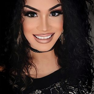 Model - Charlotte sijanz sexy