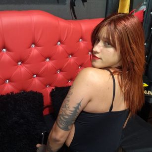 Model - ChaneelMcquensi slap