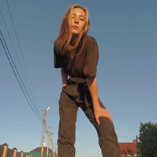 Model - Annettaa tits