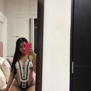 Model - NicolSweet anal