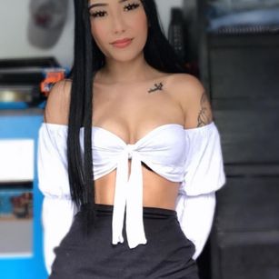 Model - NicolSweet squirt