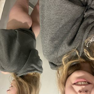 Model - AnyAmaazzy horny