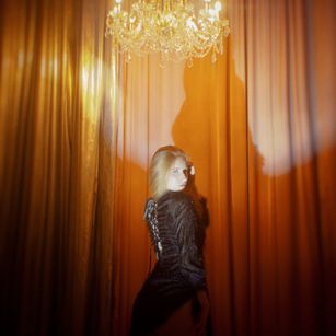 Model - GoddessRitaFoxter feet