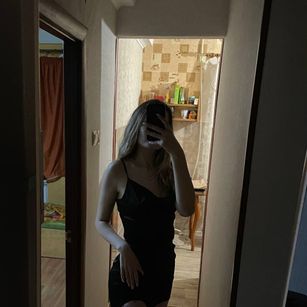 Model - Young Lady legs