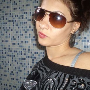 Model - cristinaCrisX slimshave