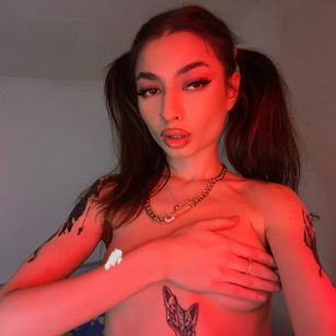 Model - Goddess Ellyah dirty