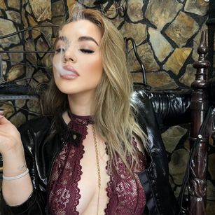 Model - AvaMicci cuckold