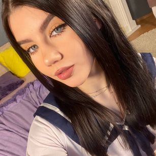 Model - Dolly XO asian