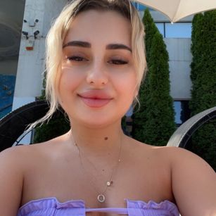 Model - Crazy_woman hairy