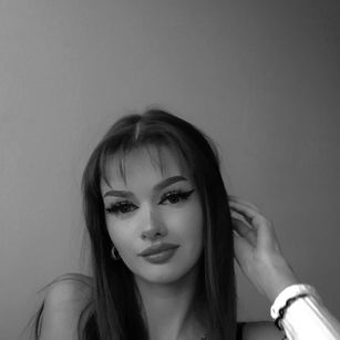 Model - Vicky highheels