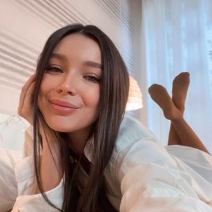 Model - Melissa Fumero toys