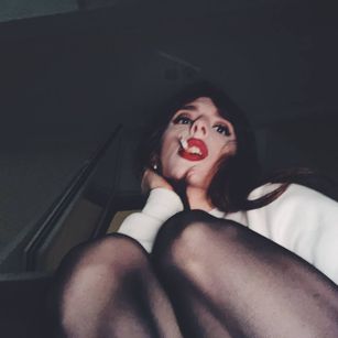 Model - Lizzy Grand bigcock