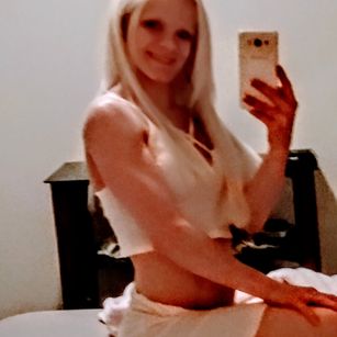 Model - Nicki.B.Love fastresponse