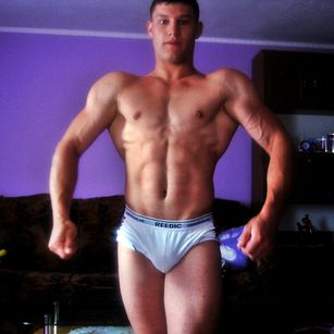 Model - Brett Jansen  MuscleKing