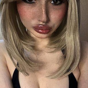 Model - RebeccaMichaelson toys