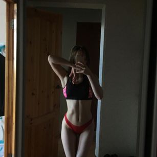 Model - RebeccaMichaelson young