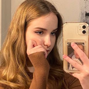 Model - MiaBakker feet