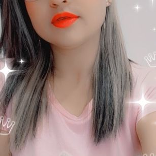 Model - lauren ..... squirt