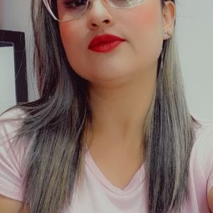 Model - lauren ..... toy