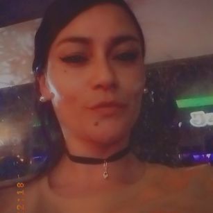 Model - Frida Grey bondage