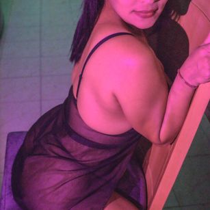 Model - Sofia blowjob