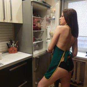 Model - TheBestModel feet