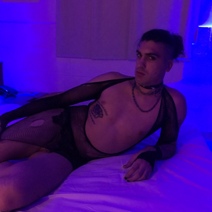 Model - Skinny Softboy Crossdresser