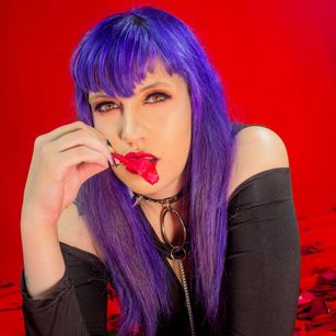 Model - Marie Morgasn cuckold