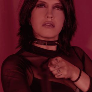 Model - Marie Morgasn dildo