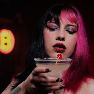 Model - Marie Morgasn squirt