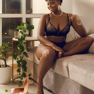 Model - Camille Palmerr deep