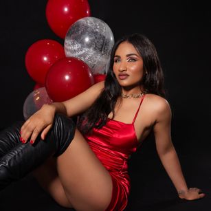 Model - AriannaRusel anal