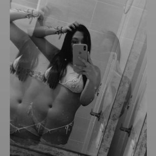 Model - ElizabethJhons naugthy