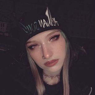 Model - JordanParas young