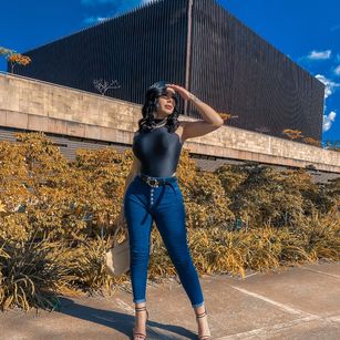 Model - AbbeyKhaled bigcock