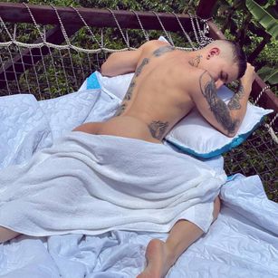 Model - JuanGomez41 twerk