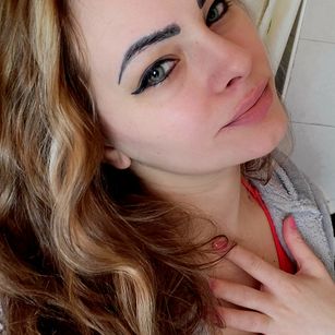 Model - AnnaAnabel interactivetoys