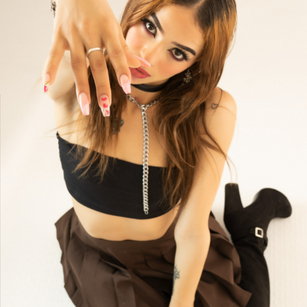 Model - AbbieRhondes horny