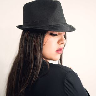 Model - SiennaScott dildoplay