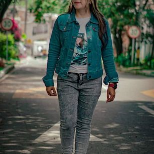 Model - PaisaLatina divertida