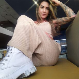 Model - Leo and anto bigass