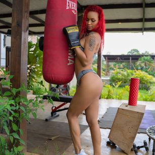 Model - Paula skinny