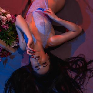 Model - OliviaSway fun