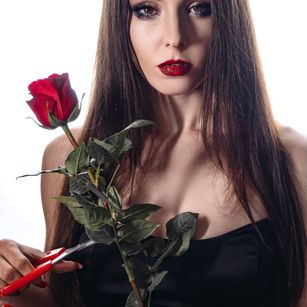 Model - Maya Alvarez findom