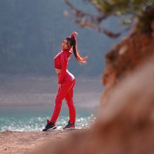 Model - MollyHeadley young