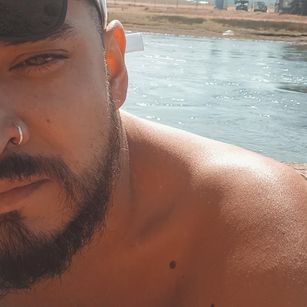 Model - Gabriel latino