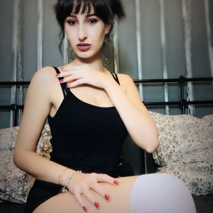 Model - LysAddiction beautiful