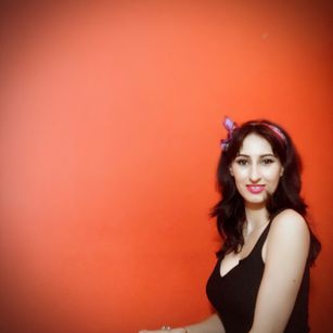 Model - LysAddiction Blonde