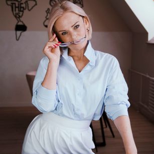 Model - Elza Nort Blonde