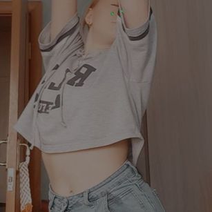 Model - Anita petite